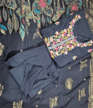 Chickenkari Kurti Set