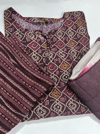 Wine Geometric Print Kurti Set with Dupatta