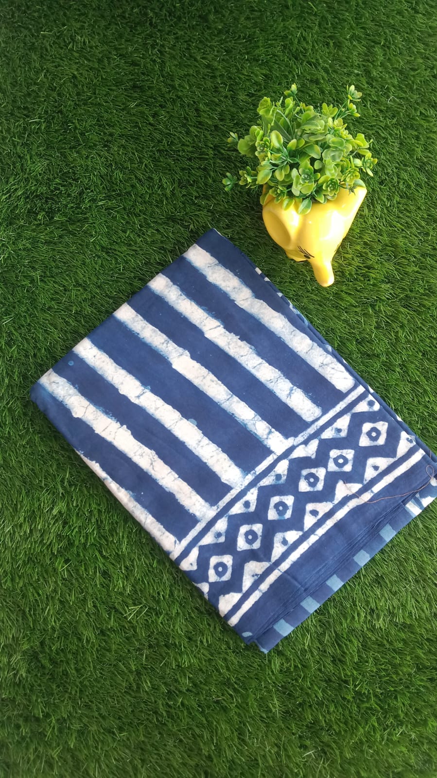 lenan rs.950 blue with white